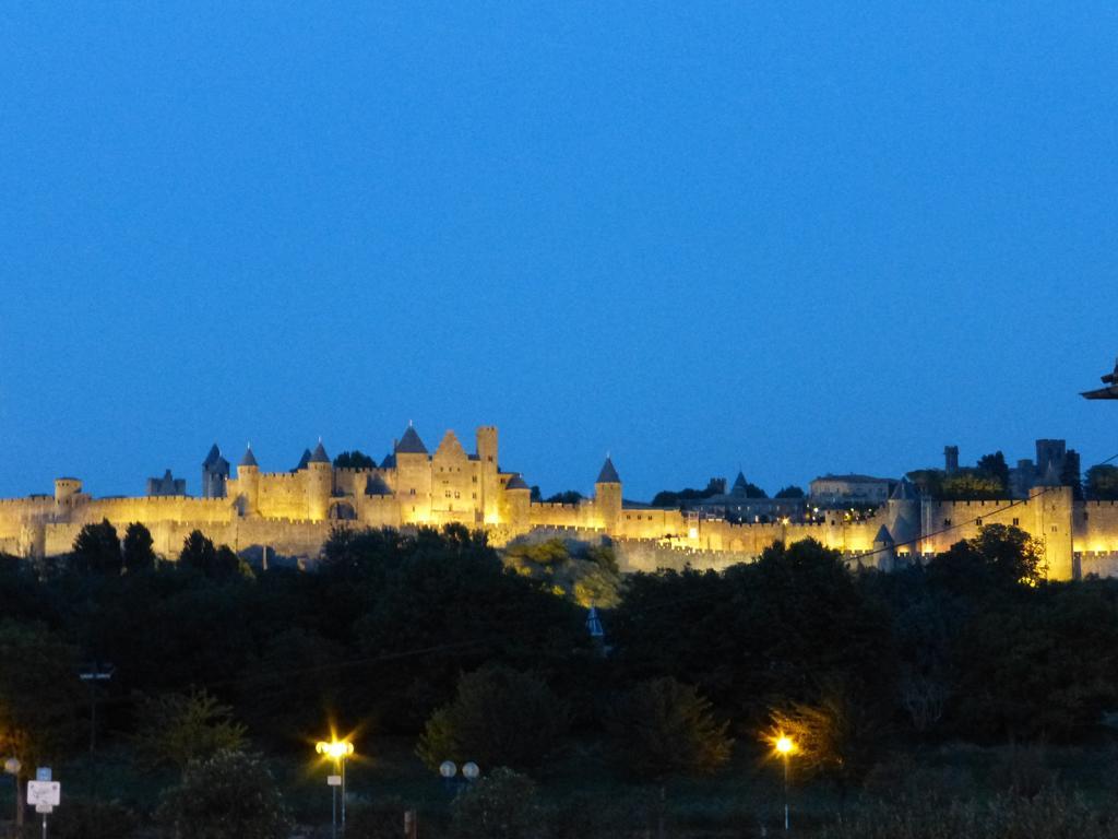 Maison Bellevue Bed & Breakfast Carcassonne Quarto foto